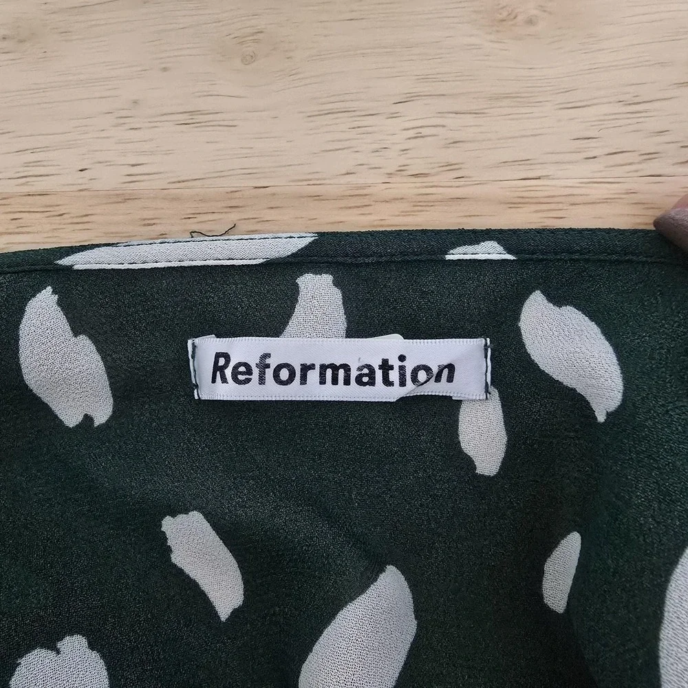 Reformation Dress Womens Small Green Wrap Midi 3/4 Sleeve‎ Tie Waist Dot Print - Picture 4 of 11